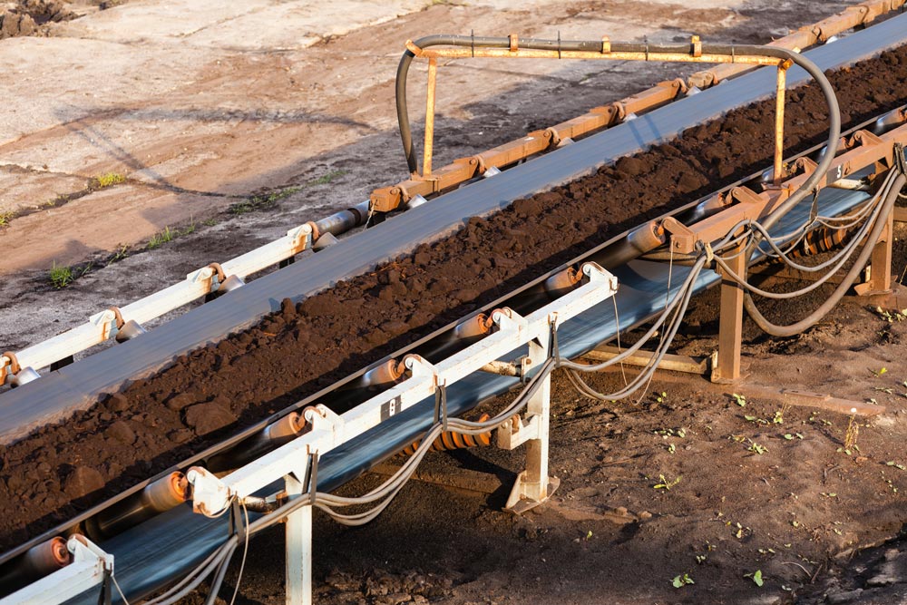 fiber optics for underground metal mining